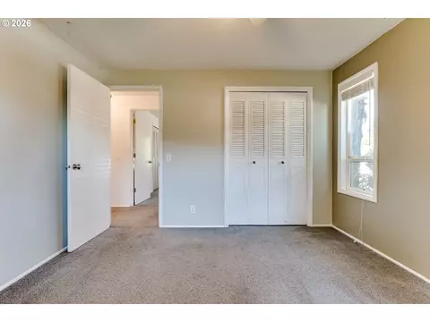 Bedroom - 4742 Thunderbird St, Eugene, OR 97404 photo 7 of 9