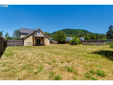 Exterior - 220 E Main St, Lowell, OR 97452 photo 5 of 5