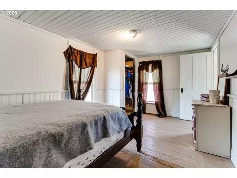 Bedroom - 220 E Main St, Lowell, OR 97452 photo 3 of 3