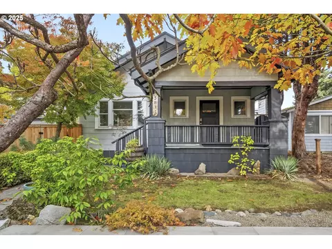 5811 SE Long St, Portland, OR 97206