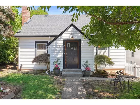 1306 NW Benton St, Camas, WA 98607