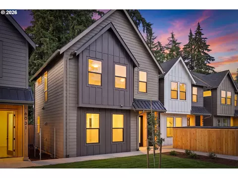 6033 SE Tenino St #C, Portland, OR 97206