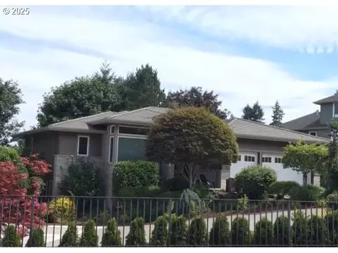 22040 Shannon Pl, West Linn, OR 97068