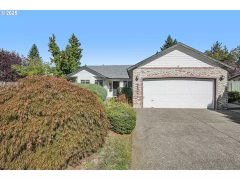 15911 SE Taggart Ct, Portland, OR 97236