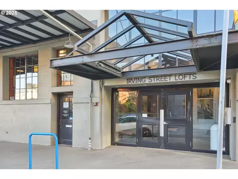 1314 NW Irving St #701, Portland, OR 97209
