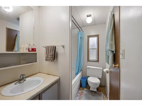 4826 Rhododendron Loop, Florence, OR 97439 photo 22
