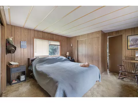 4826 Rhododendron Loop, Florence, OR 97439 photo 23