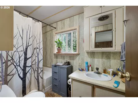 4826 Rhododendron Loop, Florence, OR 97439 photo 25