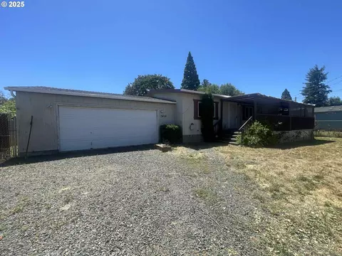 3454 Pattison St, Eugene, OR 97402