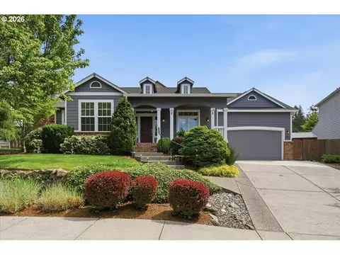 909 N 9th Way, Ridgefield, WA 98642