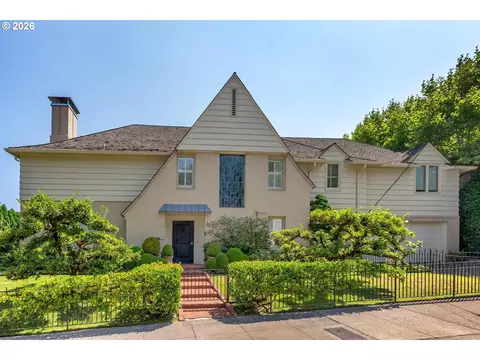 1784 SW Montgomery Dr, Portland, OR 97201