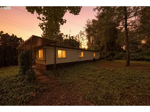 3804 NW Seward Rd, Vancouver, WA 98685