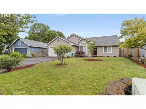 139 Redrock Way, Eugene, OR 97404