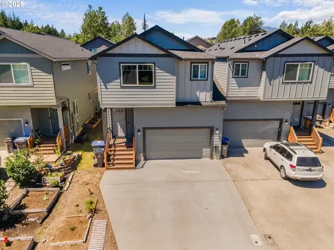 1233 SE Windsong Dr, Cascade Locks, OR 97014
