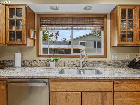 1618 SW 3rd Dr, Gresham, OR 97080 photo 11