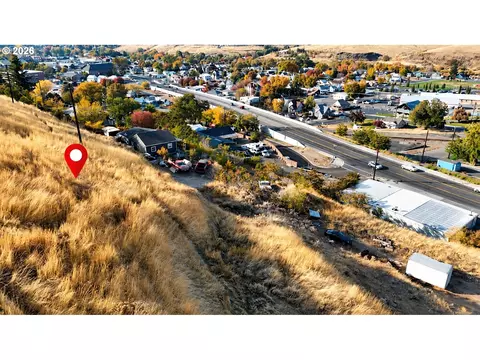 SE 13th St, Pendleton, OR 97801 photo 3
