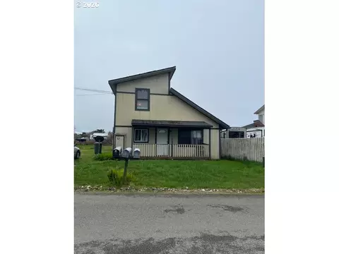 195 17th St SE, Bandon, OR 97411