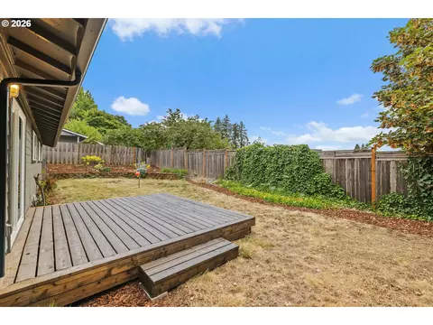 Exterior - 485 SE Centurion Ave, Gresham, OR 97030 photo 4 of 8