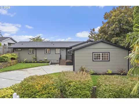 Exterior - 485 SE Centurion Ave, Gresham, OR 97030 photo 8 of 8
