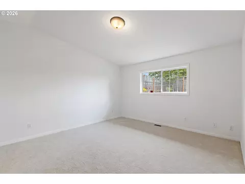 Bedroom - 485 SE Centurion Ave, Gresham, OR 97030 photo 1 of 7