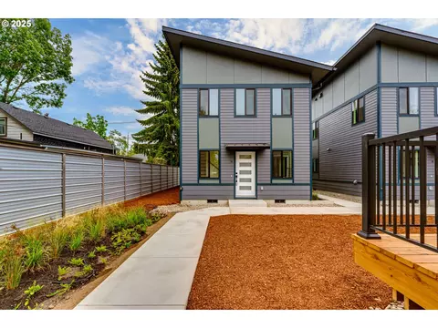9 Monroe #A, Eugene, OR 97402