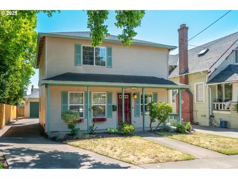 3942 SE Harrison St, Portland, OR 97214