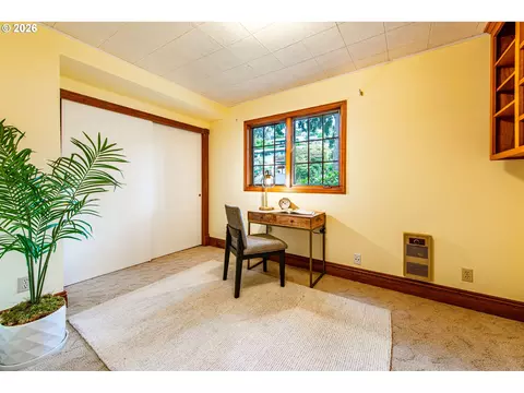 Other - 441 W D St, Springfield, OR 97477 photo 2 of 5