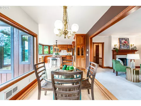 Dining - 441 W D St, Springfield, OR 97477 photo 2 of 2