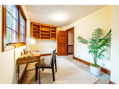 Other - 441 W D St, Springfield, OR 97477 photo 3 of 5