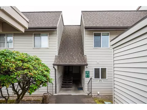 200 SW Florence Ave #H-8, Gresham, OR 97080