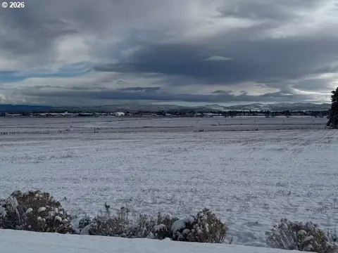1 W Campbell Loop, Baker City, OR 97814