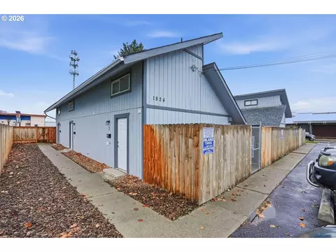 1830 W Maxwell Ave, Spokane, WA 99201