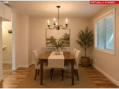 Dining - 202 Foxtail Dr, Eugene, OR 97405 photo 2 of 2