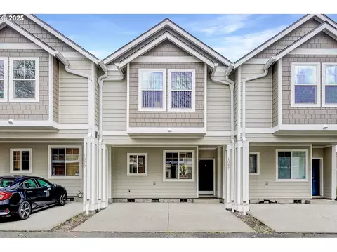 1087 NE Perl Way, Beaverton, OR 97006