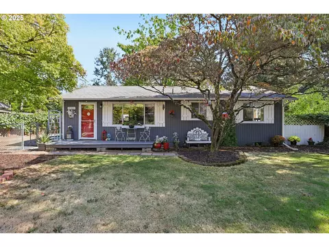 9306 SE 55th Ave, Milwaukie, OR 97222