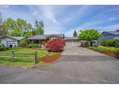 7008 NW Canyon Crest Loop, Vancouver, WA 98665