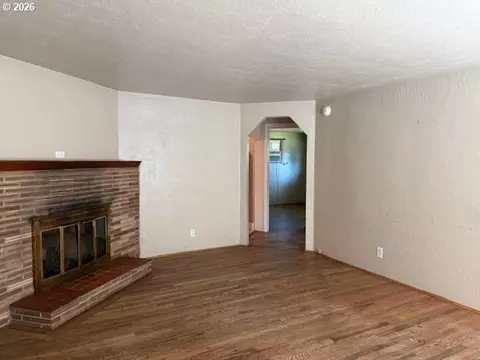 3005 Mill St, Eugene, OR 97405 photo 3