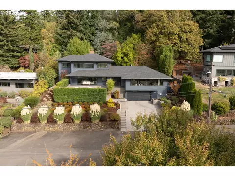 1622 SW Westwood Dr, Portland, OR 97239