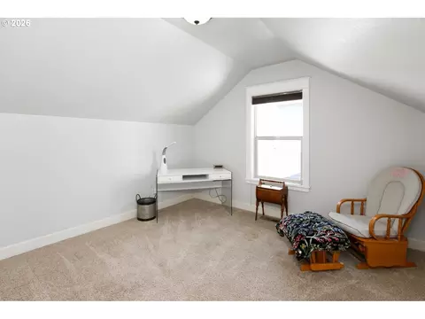 Bedroom - 347 Lazy Ave, Eugene, OR 97404 photo 4 of 6