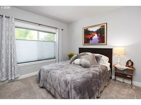 Bedroom - 347 Lazy Ave, Eugene, OR 97404 photo 3 of 6