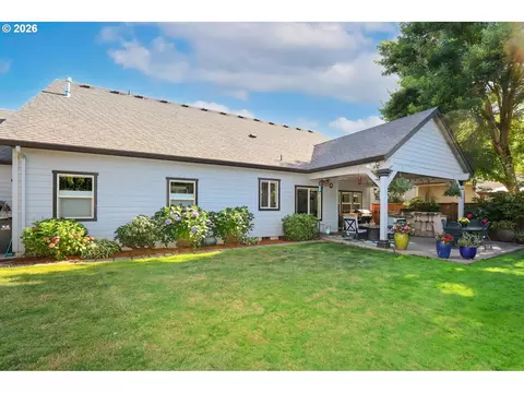 Exterior - 347 Lazy Ave, Eugene, OR 97404 photo 8 of 10
