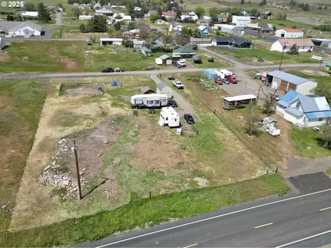 208 S Taylor St, Bickleton, WA 99322 photo 4