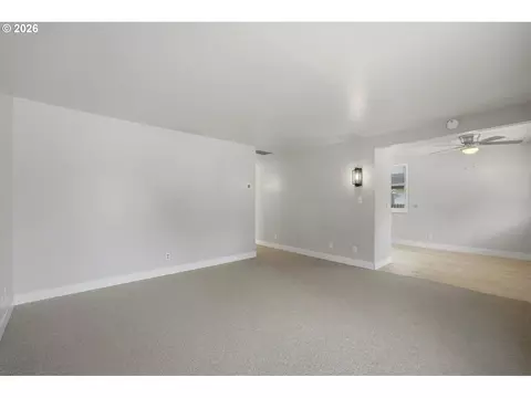 Living - 111 SElliott Ave, Gresham, OR 97080 photo 5 of 6
