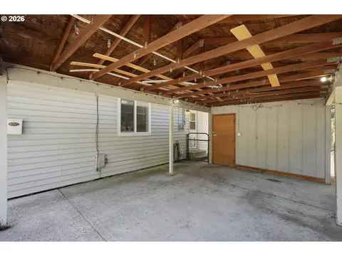 Exterior - 111 SElliott Ave, Gresham, OR 97080 photo 2 of 6