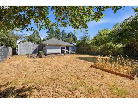 Exterior - 111 SElliott Ave, Gresham, OR 97080 photo 5 of 6