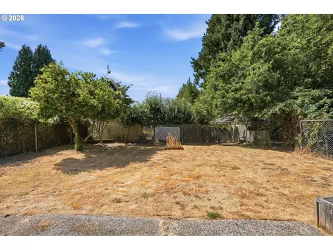 Exterior - 111 SElliott Ave, Gresham, OR 97080 photo 6 of 6
