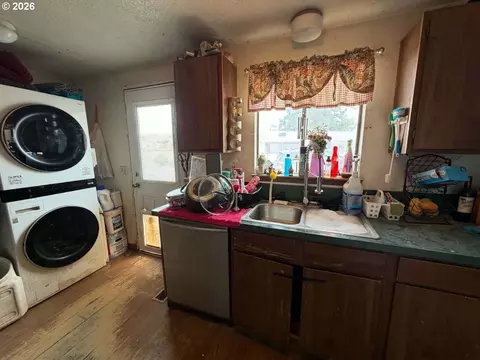 Other - 206 SE Kirk Ave, Pendleton, OR 97801 photo 3 of 15