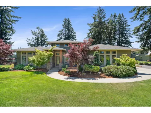 8400 NE Parrett Mountain Rd, Newberg, OR 97132