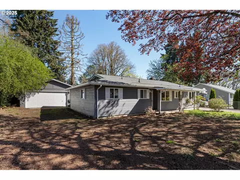 33831 SE Oak St, Scappoose, OR 97056