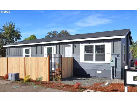 488 Moffit Ln, Springfield, OR 97477